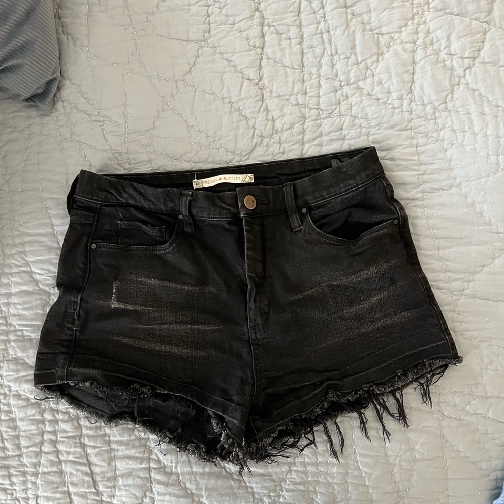 Chelsea and Violet EUC black cut off shorts